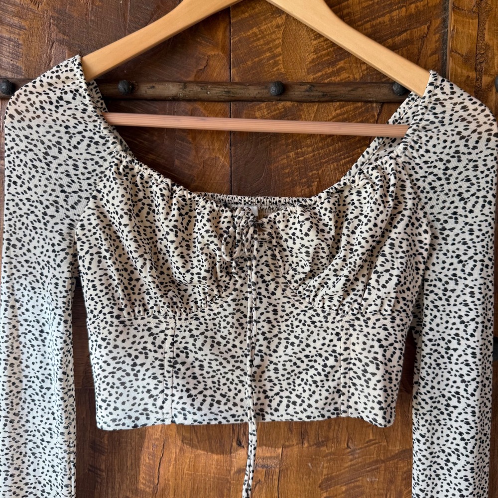NWT American Eagle Womens XS Animal Print Smocked Mesh Tie Front Cropped Blouse
